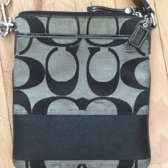 Coach cross body swing bag purse - Picture 2 of 3